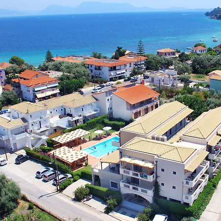 Eleana Boutique & Blue Infinity 4* Nikiana