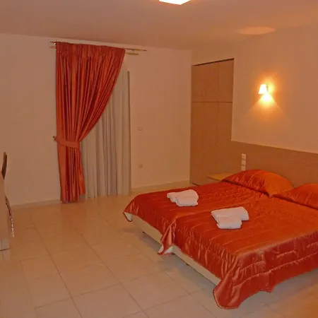 Eleana Boutique & Blue Infinity 4* Nikiana