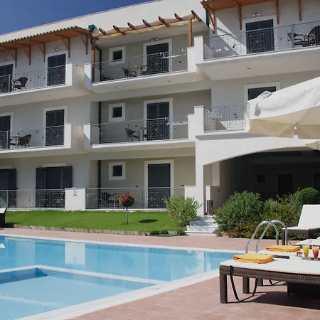 Eleana Boutique & Blue Infinity Aparthotel 4*