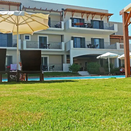 Eleana Boutique & Blue Infinity 4* Nikiana