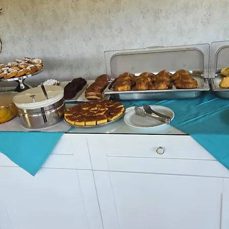 Eleana Boutique & Blue Infinity 4*