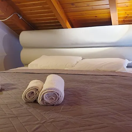 Eleana Boutique & Blue Infinity Nikiana