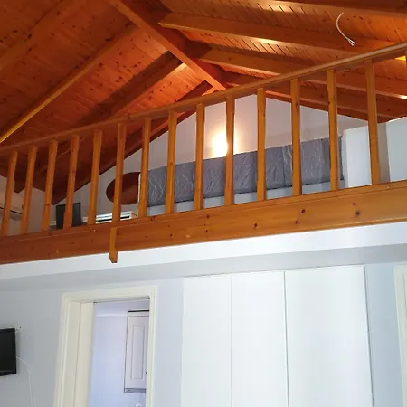 Eleana Boutique & Blue Infinity 4* Nikiana