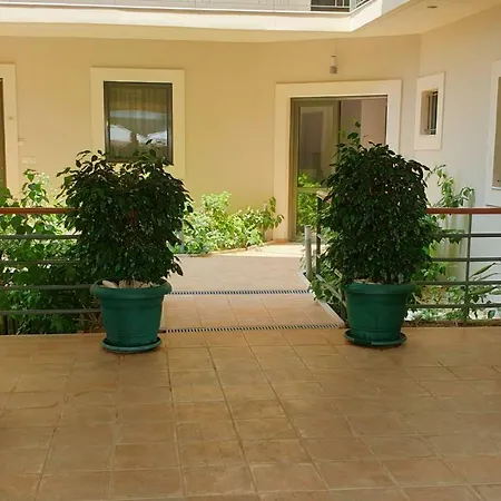 Eleana Boutique & Blue Infinity 4*