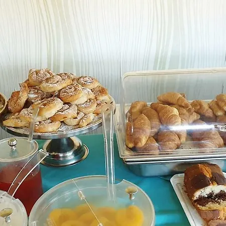 Eleana Boutique & Blue Infinity Aparthotel