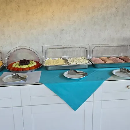 Eleana Boutique & Blue Infinity Apart-hotel
