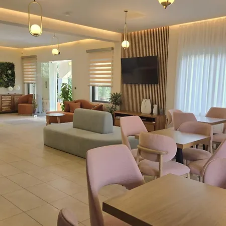 Eleana Boutique & Blue Infinity Apart-hotel 3*