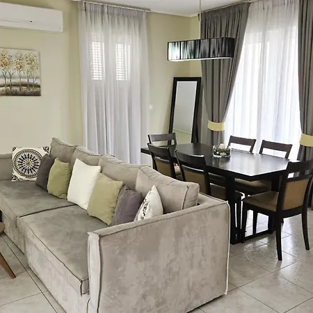 Eleana Boutique & Blue Infinity Apart-hotel