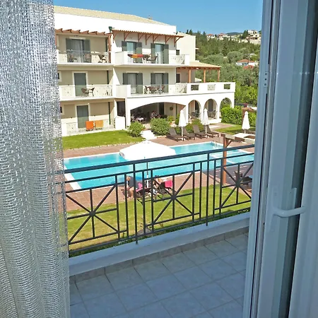 Апартхотел Eleana Boutique & Blue Infinity 4*