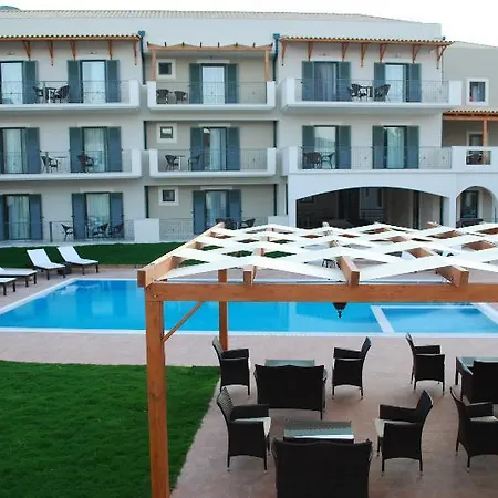 Eleana Boutique & Blue Infinity Apart-hotel Nikiana