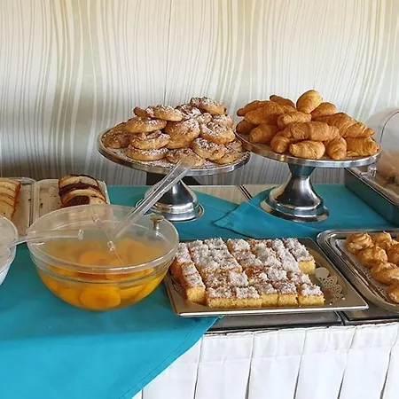 Eleana Boutique & Blue Infinity Aparthotel 4*