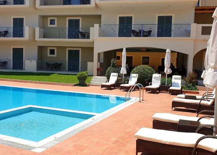 Eleana Boutique & Blue Infinity Aparthotel Nikiana