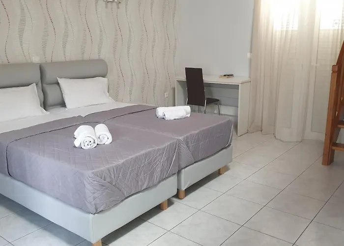 Eleana Boutique & Blue Infinity 4* Никиана