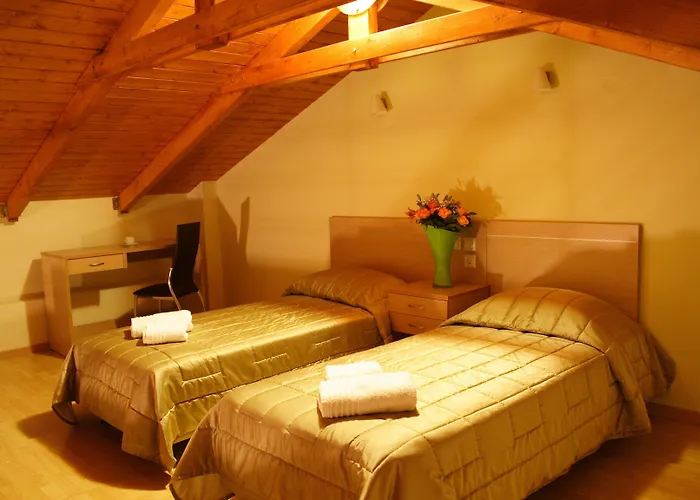 Eleana Boutique & Blue Infinity Nikiana