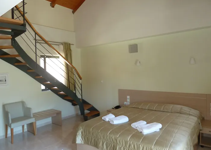 Eleana Boutique & Blue Infinity Nikiana