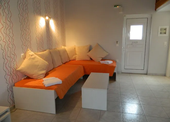 Eleana Boutique & Blue Infinity Aparthotel