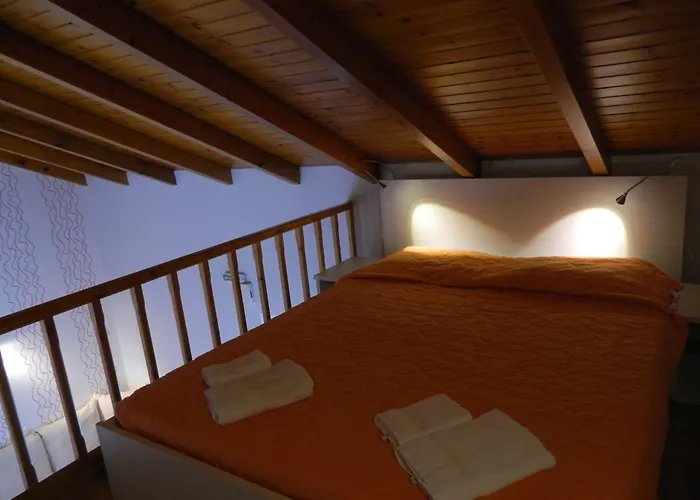 Eleana Boutique & Blue Infinity Nikiana