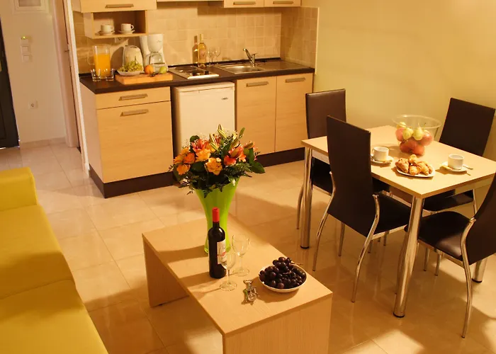 Aparthotel Eleana Boutique & Blue Infinity 4*