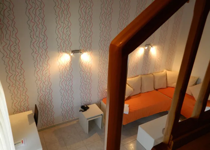 Eleana Boutique & Blue Infinity Nikiana