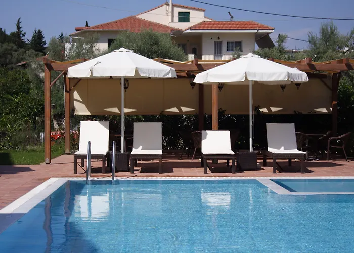 Eleana Boutique & Blue Infinity Aparthotel 4*