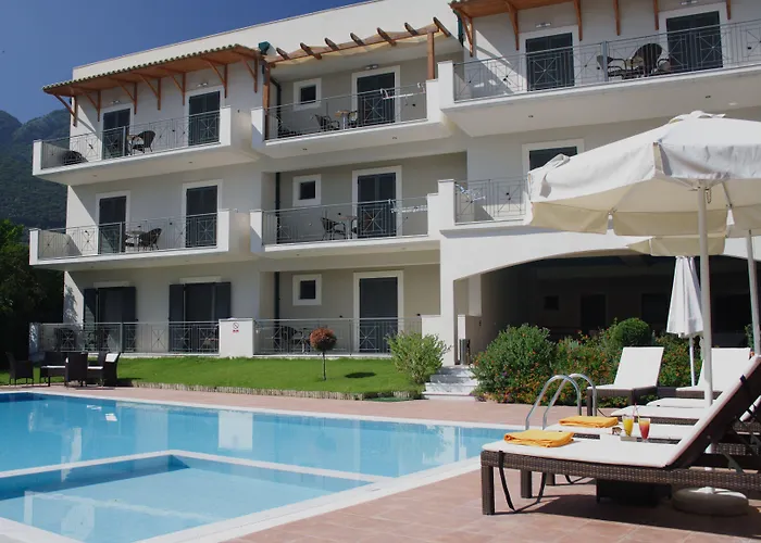 Eleana Boutique & Blue Infinity Aparthotel 4*