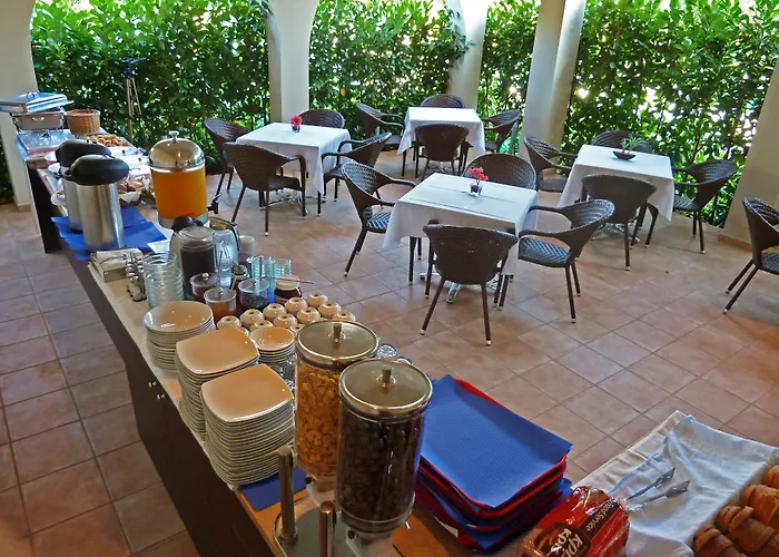 Eleana Boutique & Blue Infinity 4* Никиана