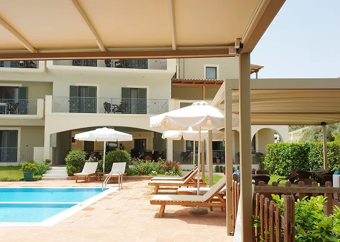 Eleana Boutique & Blue Infinity Никиана