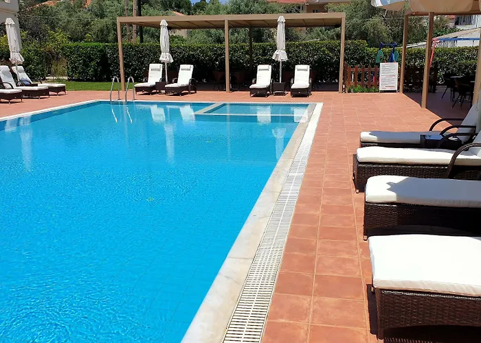 Aparthotel Eleana Boutique & Blue Infinity 4*