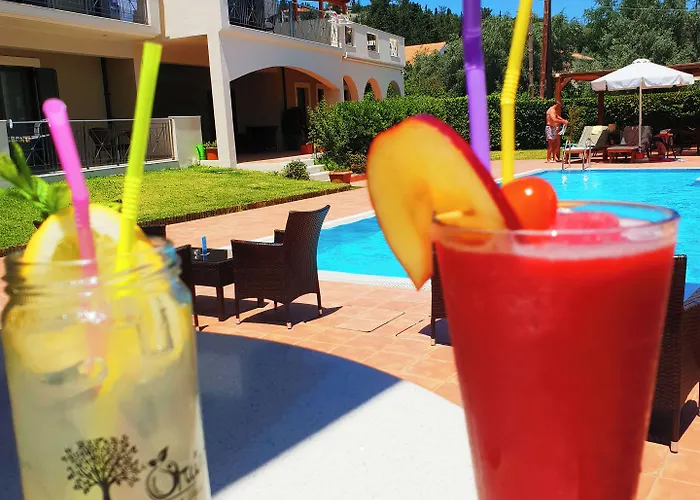 Aparthotel Eleana Boutique & Blue Infinity 4*