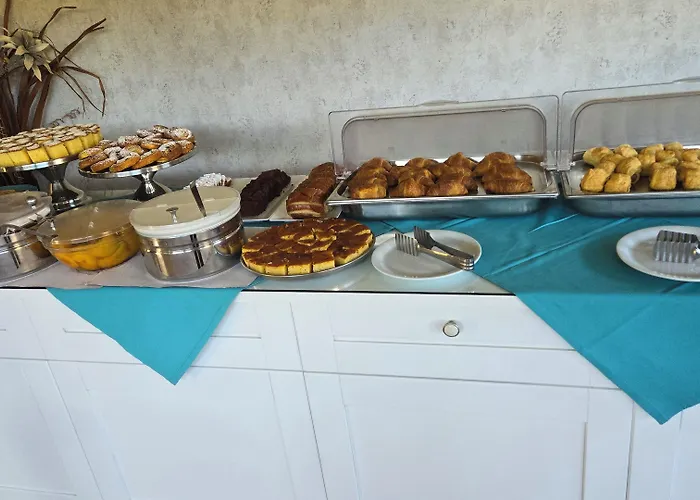 Eleana Boutique & Blue Infinity 4*