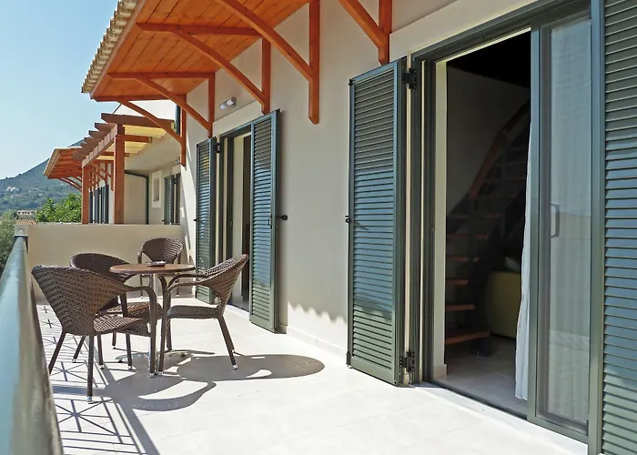 Eleana Boutique & Blue Infinity 4* Никиана