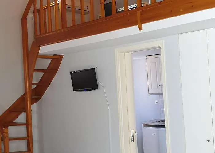 Eleana Boutique & Blue Infinity Aparthotel