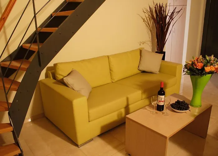 Eleana Boutique & Blue Infinity 4*