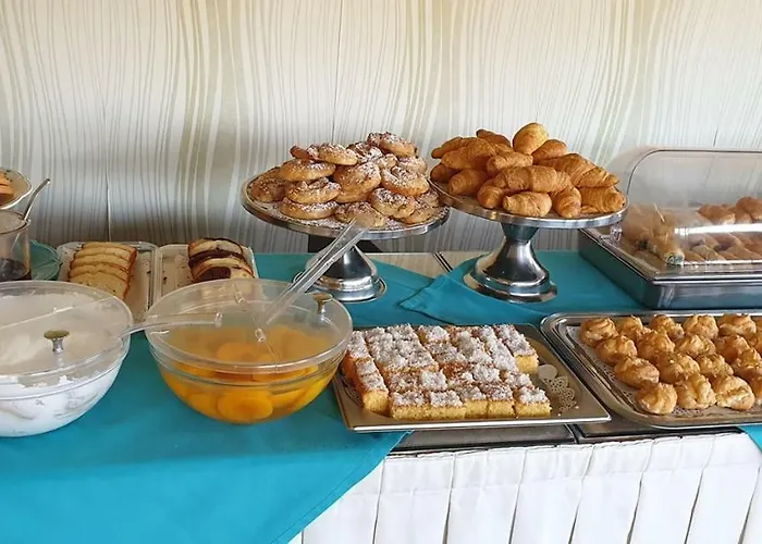 Eleana Boutique & Blue Infinity Апарт-отель 4*